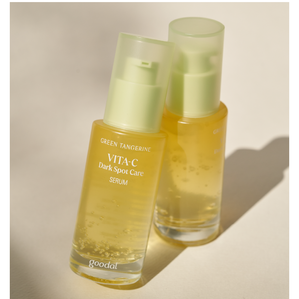 Why vitamin C serum is helpful for reducing dark spots on the face?